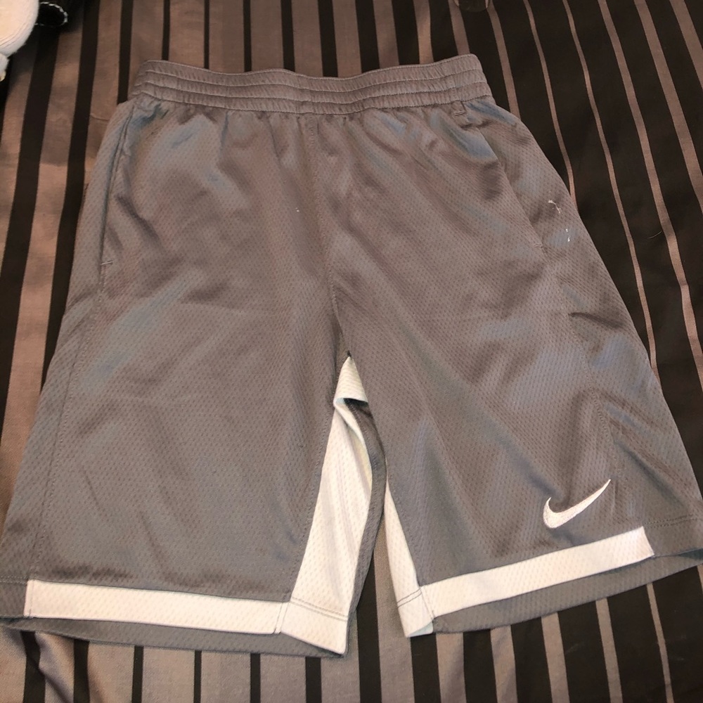 BUNDLE boy basketball shorts size 8-10